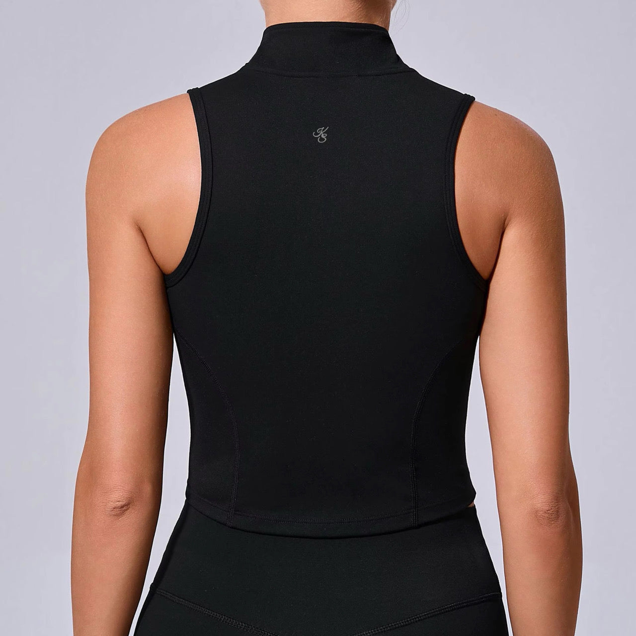 Mariah Zip Top